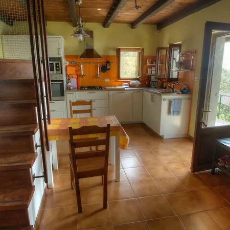 Il Sole Di Valletonda House Hébergement de vacances *